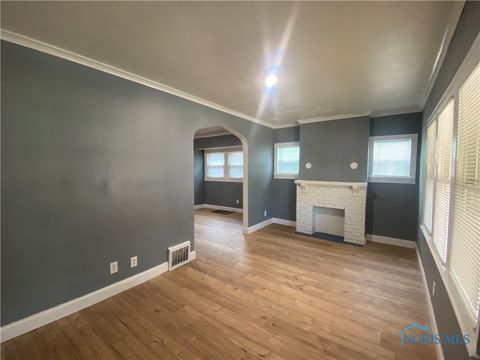 Tiny photo for 2017 Marlow Road, Toledo, OH 43613 (MLS # 6136322)