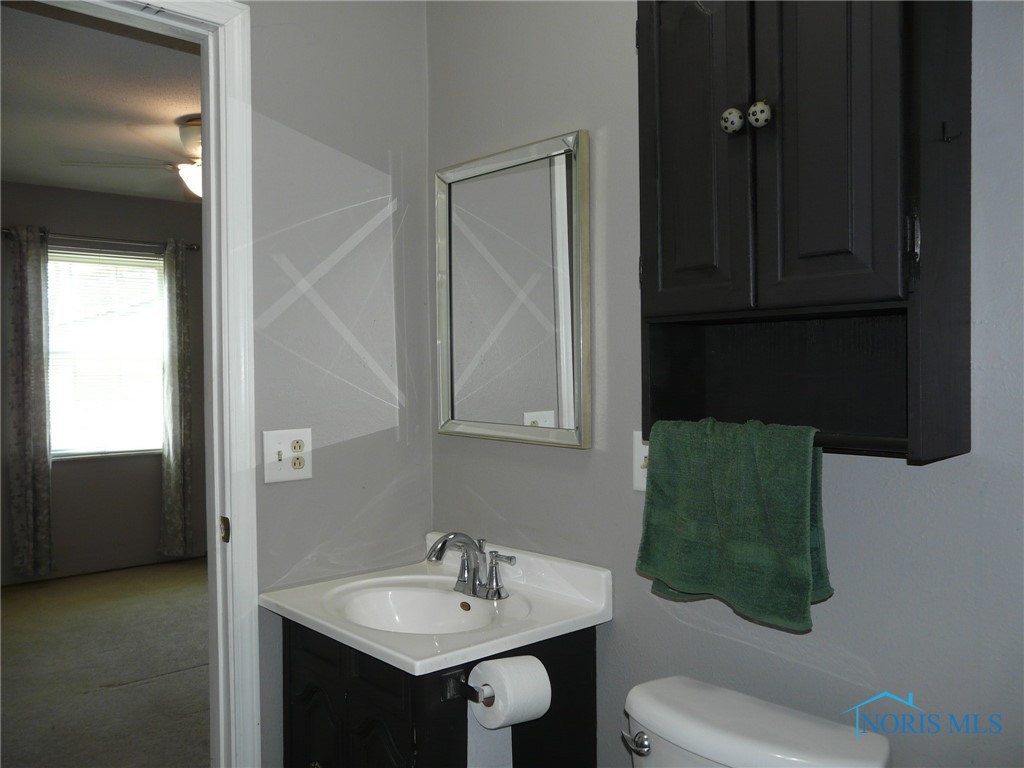 1408 1/2 Washington Street, Genoa, Ohio image 28