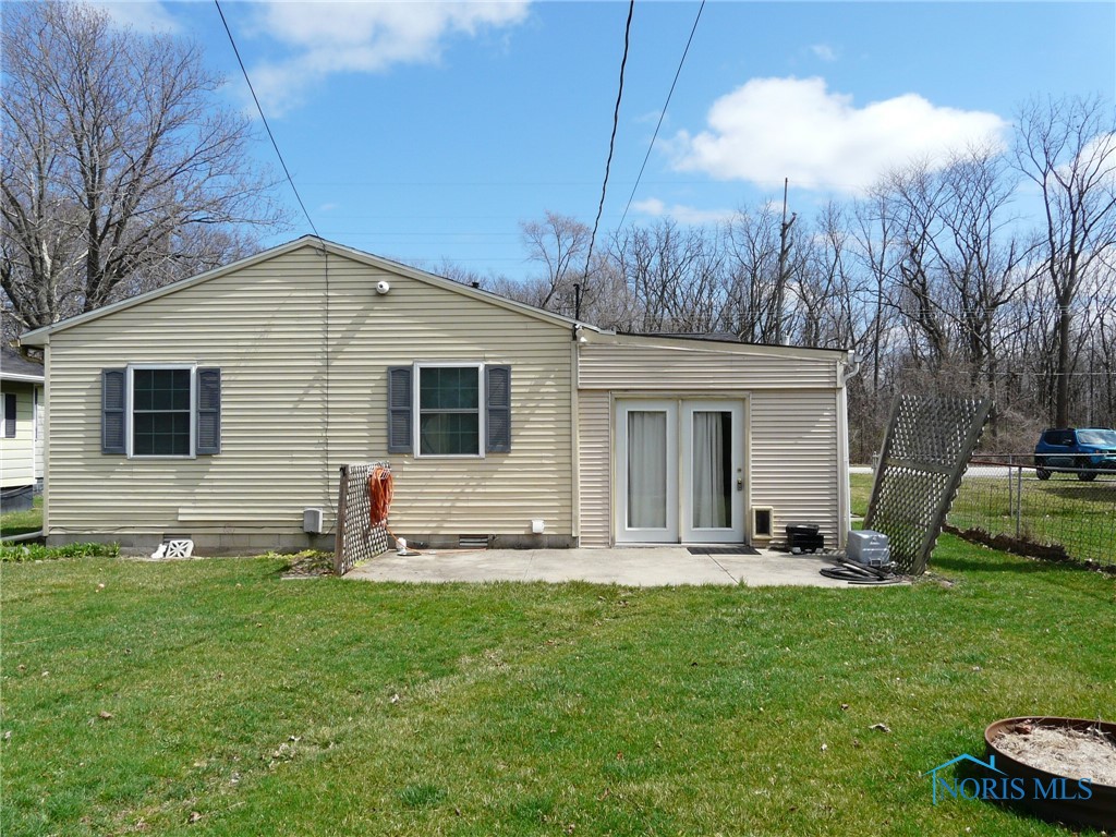 1408 1/2 Washington Street, Genoa, Ohio image 3