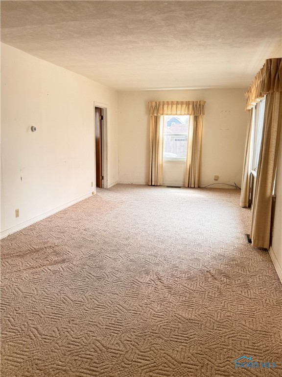 333 E Trevitt Street, Bryan, Ohio image 2