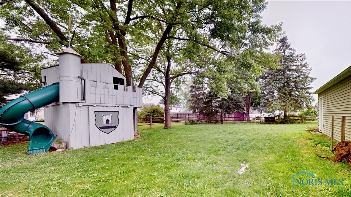 2535 Eden East Drive, Northwood, Ohio image 46