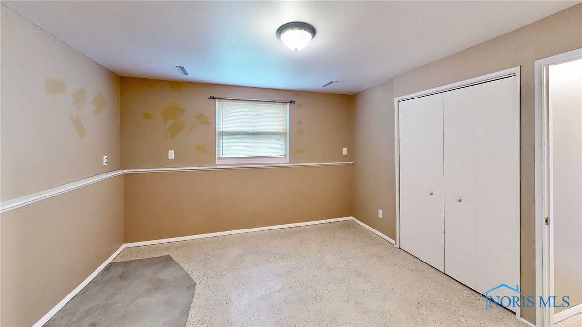 2535 Eden East Drive, Northwood, Ohio image 25