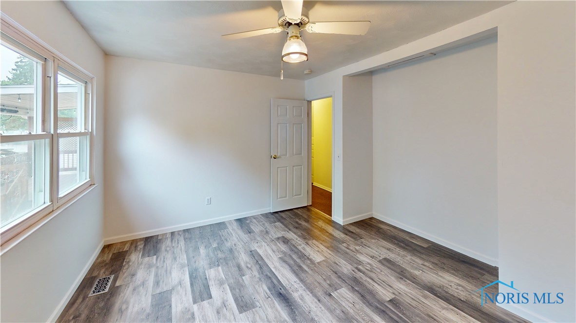 2535 Eden East Drive, Northwood, Ohio image 18