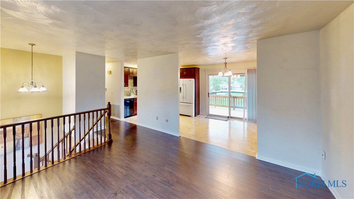 2535 Eden East Drive, Northwood, Ohio image 7