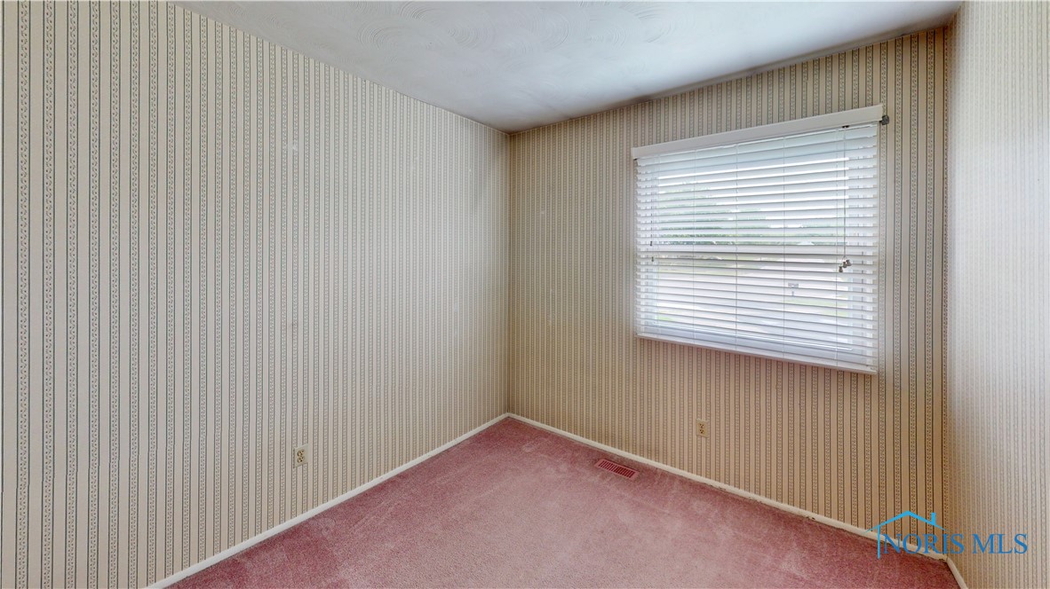 2535 Eden East Drive, Northwood, Ohio image 22