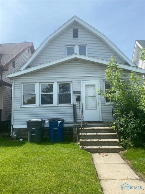 Photo of 2145 Dorr Street, Tiro, OH 43607 (MLS # 6136288)
