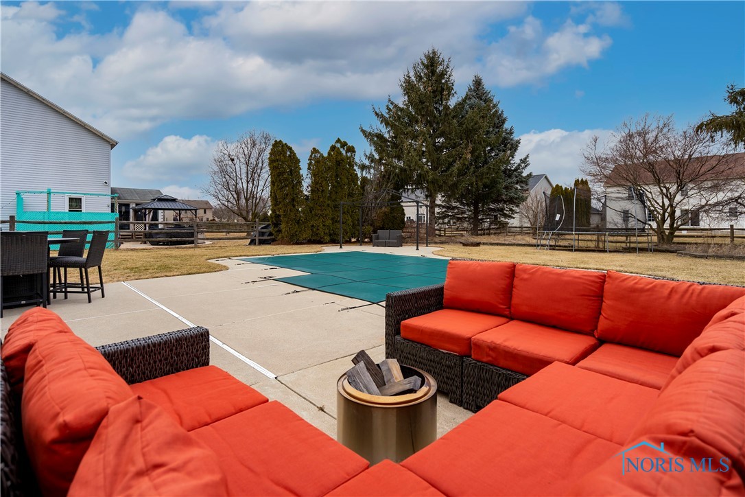 2069 Coe Court, Perrysburg, Ohio image 6