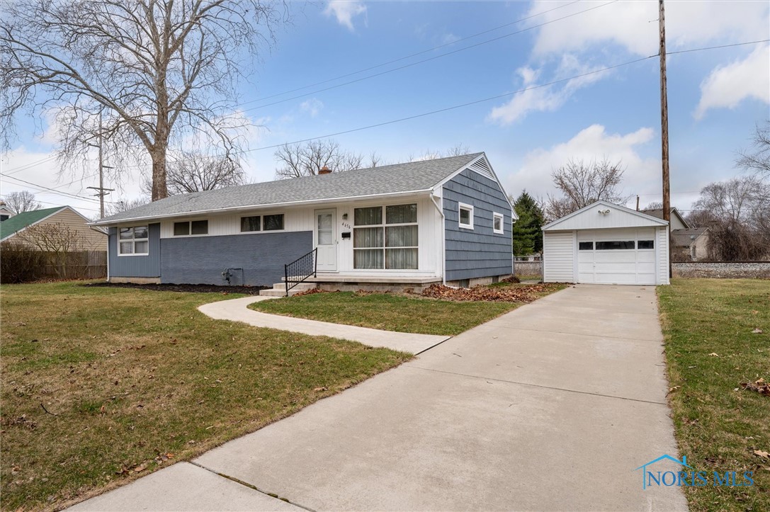 4656 Stengel Avenue, Toledo, Ohio image 2