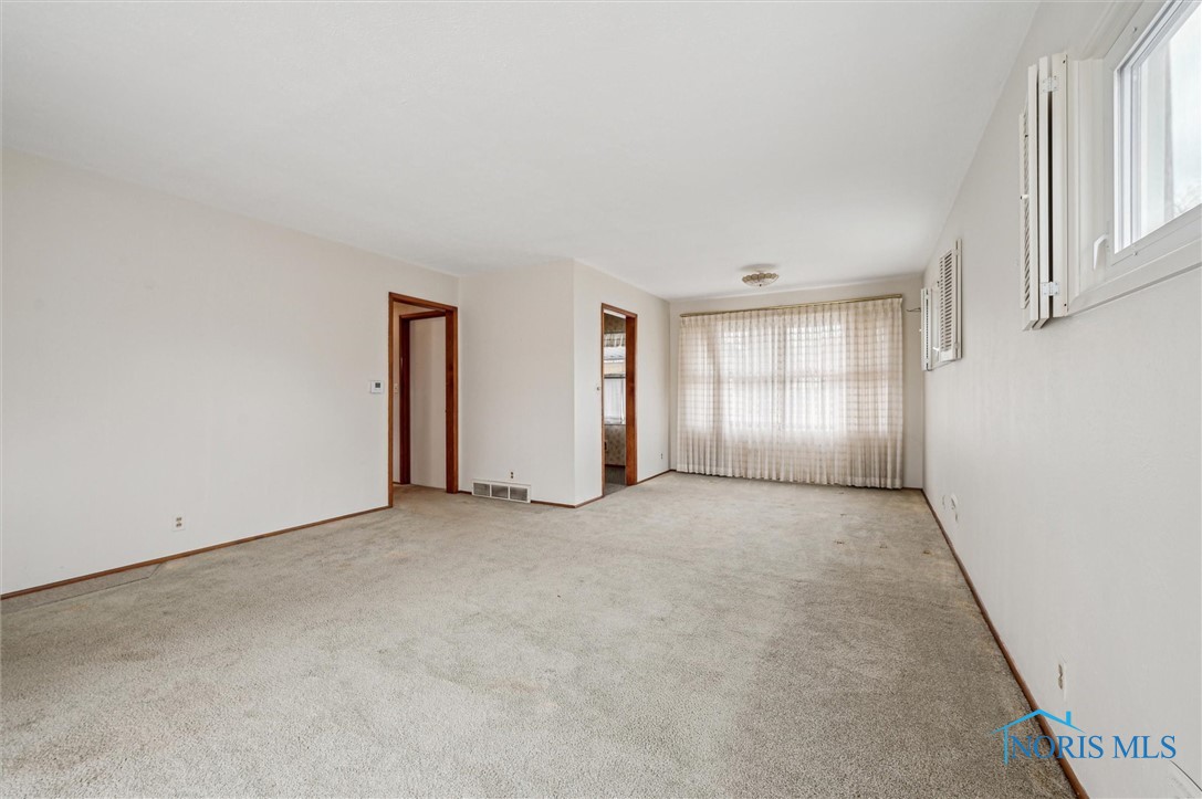 4656 Stengel Avenue, Toledo, Ohio image 7