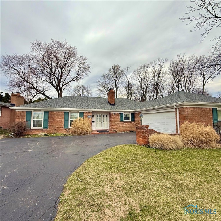 2303 Shoreland Avenue, Toledo, Ohio image 1
