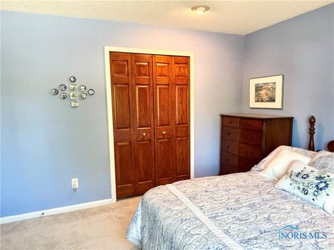 Tiny photo for 3454 Lynnbrooke Lane, Oregon, OH 43616 (MLS # 6135972)