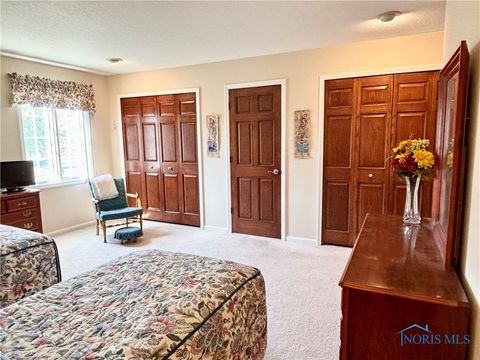 Tiny photo for 3454 Lynnbrooke Lane, Oregon, OH 43616 (MLS # 6135972)
