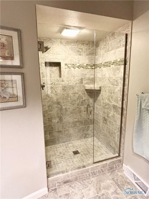 Tiny photo for 3454 Lynnbrooke Lane, Oregon, OH 43616 (MLS # 6135972)