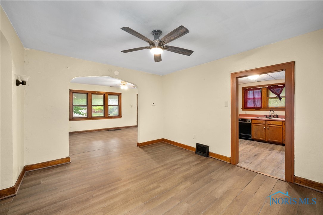 3523 Elm Street, Toledo, Ohio image 11