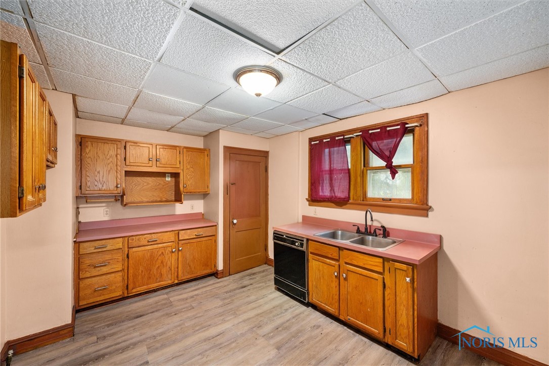 3523 Elm Street, Toledo, Ohio image 12