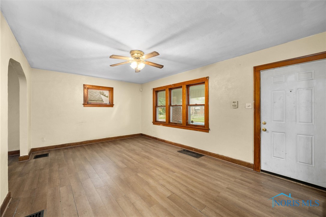 3523 Elm Street, Toledo, Ohio image 7