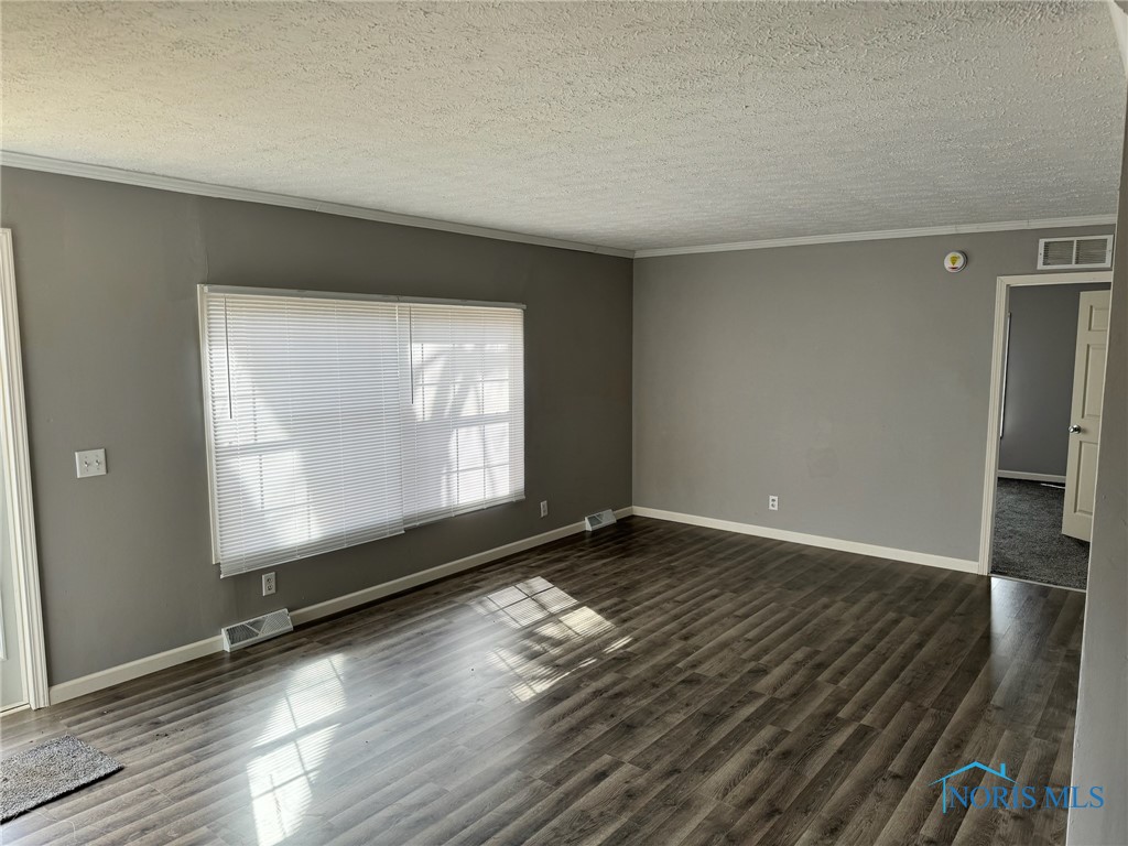 000 Meadowlark Ln, Napoleon, Ohio image 2