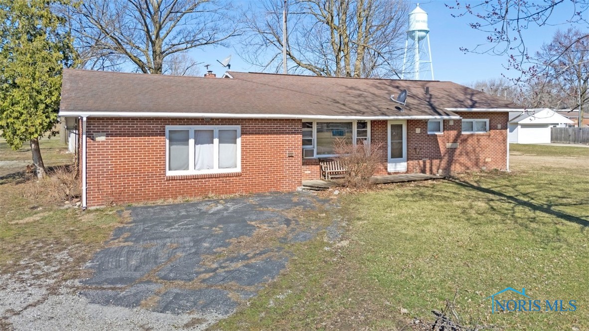 423 N East Street, Deshler, Ohio image 3