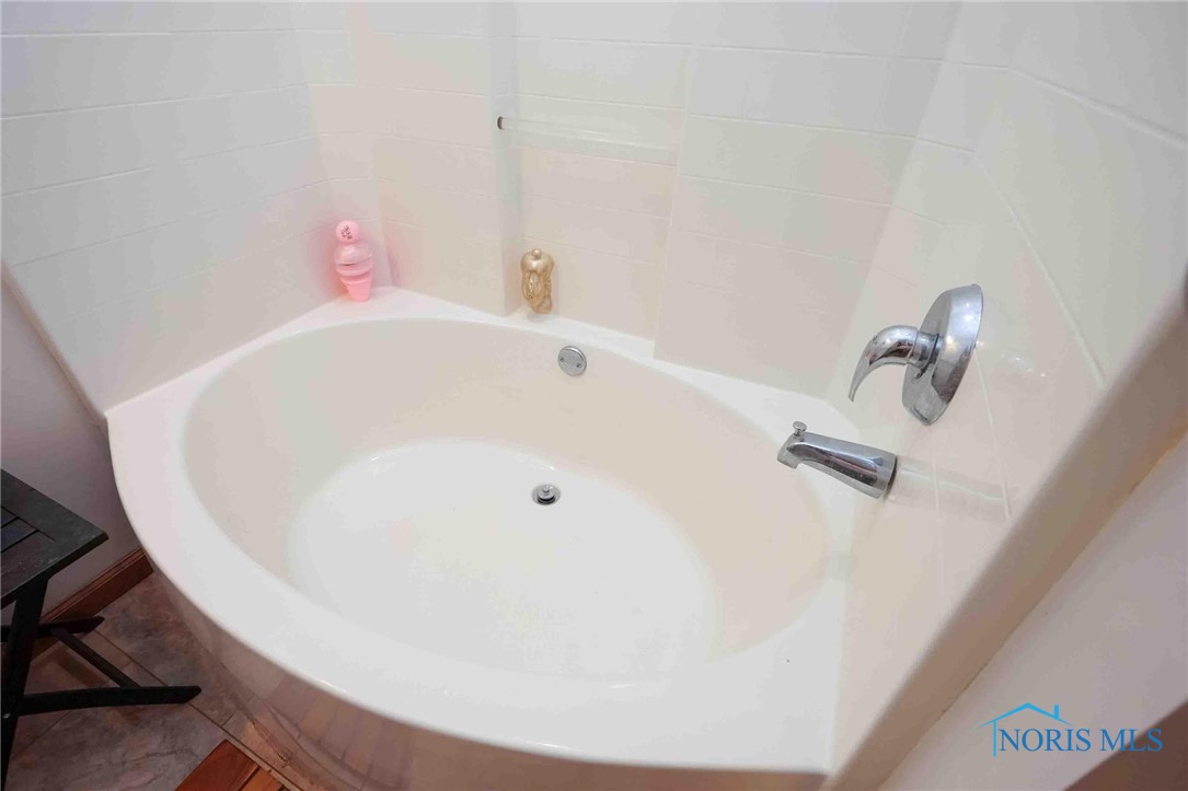 445 Willow Drive, Arlington, Ohio image 35