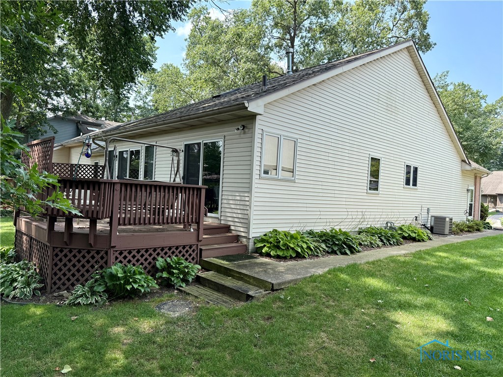 2910 Stoneleigh Drive 2910