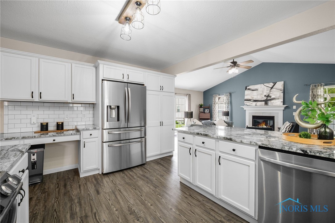 819 Wood Sorrel Lane, Perrysburg, Ohio image 9