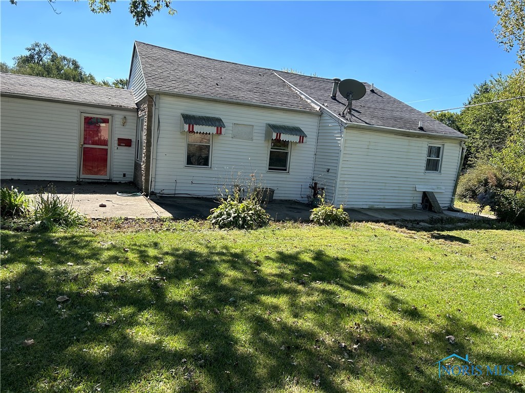 1442 Blandin Street, Oregon, Ohio image 1