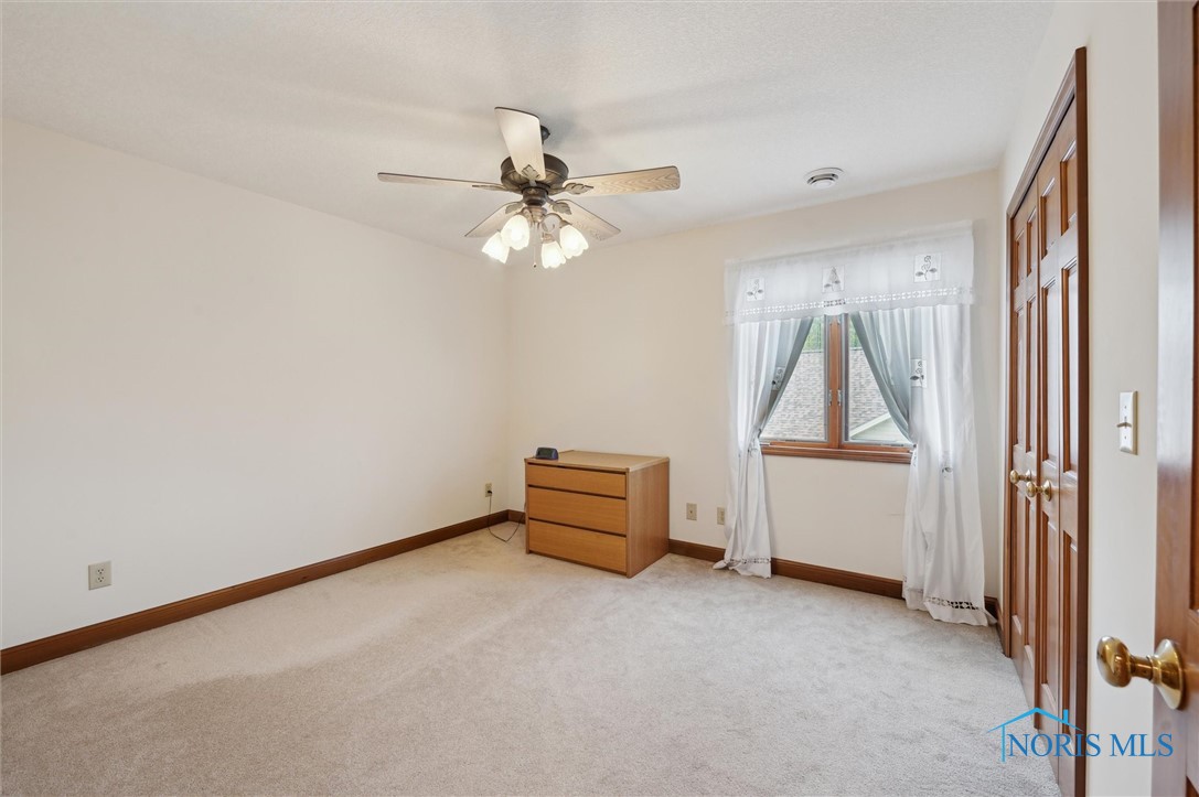 8389 Indian Lake Drive, Findlay, Ohio image 30