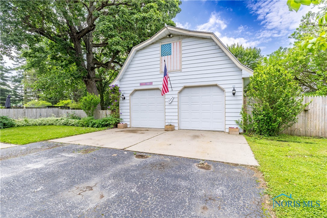 5595 Fryer Avenue, Toledo, Ohio image 39