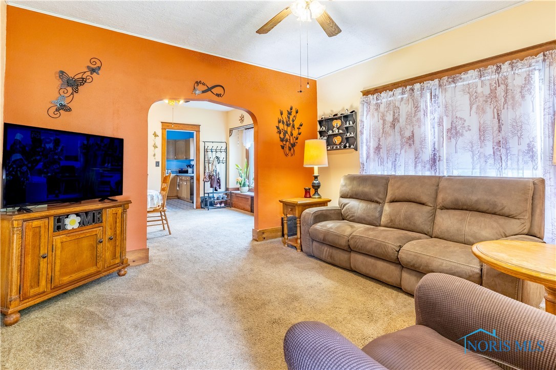5595 Fryer Avenue, Toledo, Ohio image 7