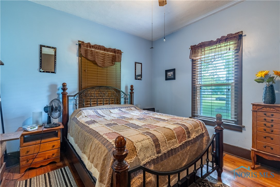5595 Fryer Avenue, Toledo, Ohio image 18