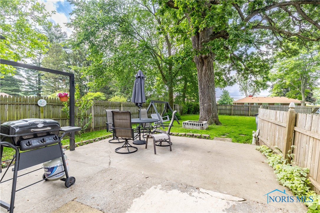 5595 Fryer Avenue, Toledo, Ohio image 42