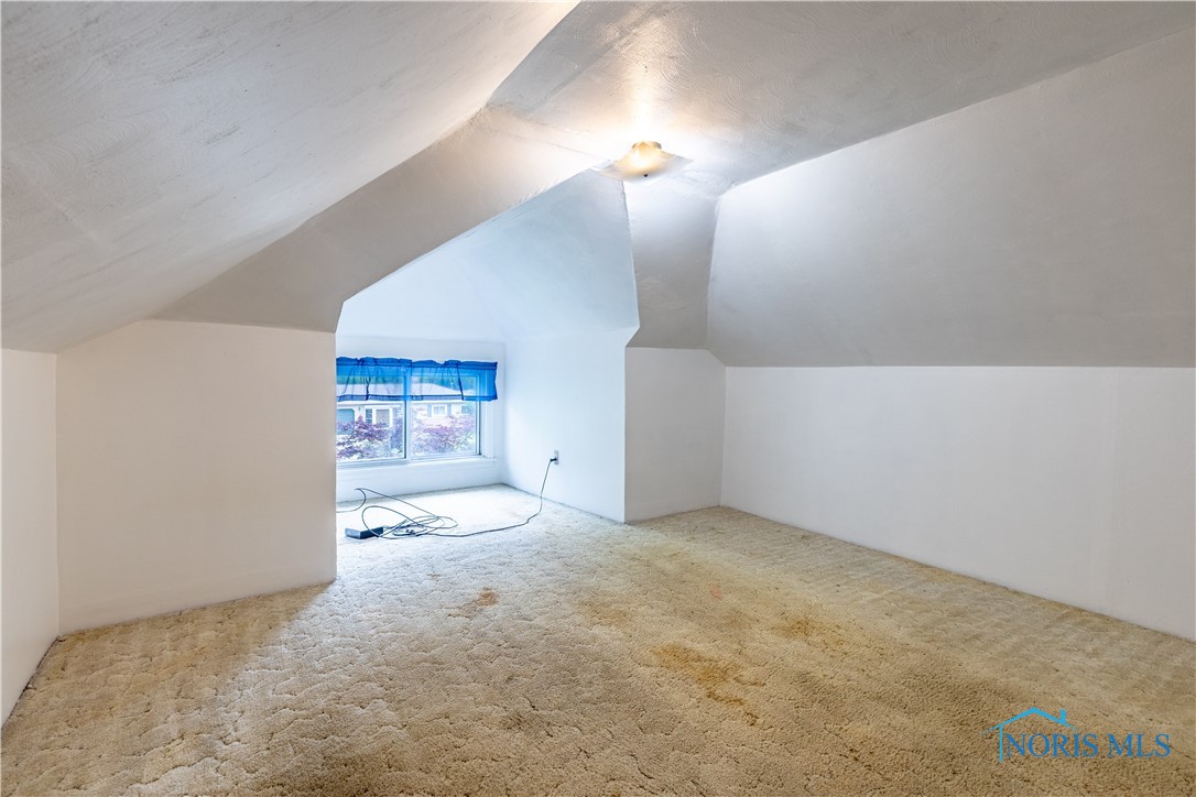 5595 Fryer Avenue, Toledo, Ohio image 31