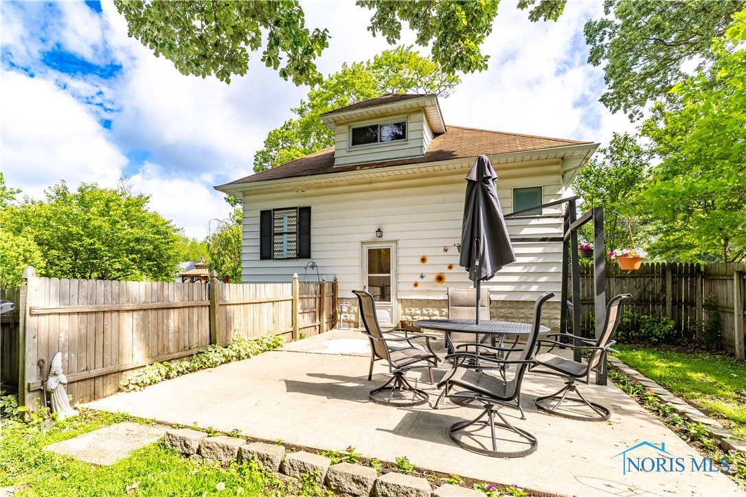 5595 Fryer Avenue, Toledo, Ohio image 47