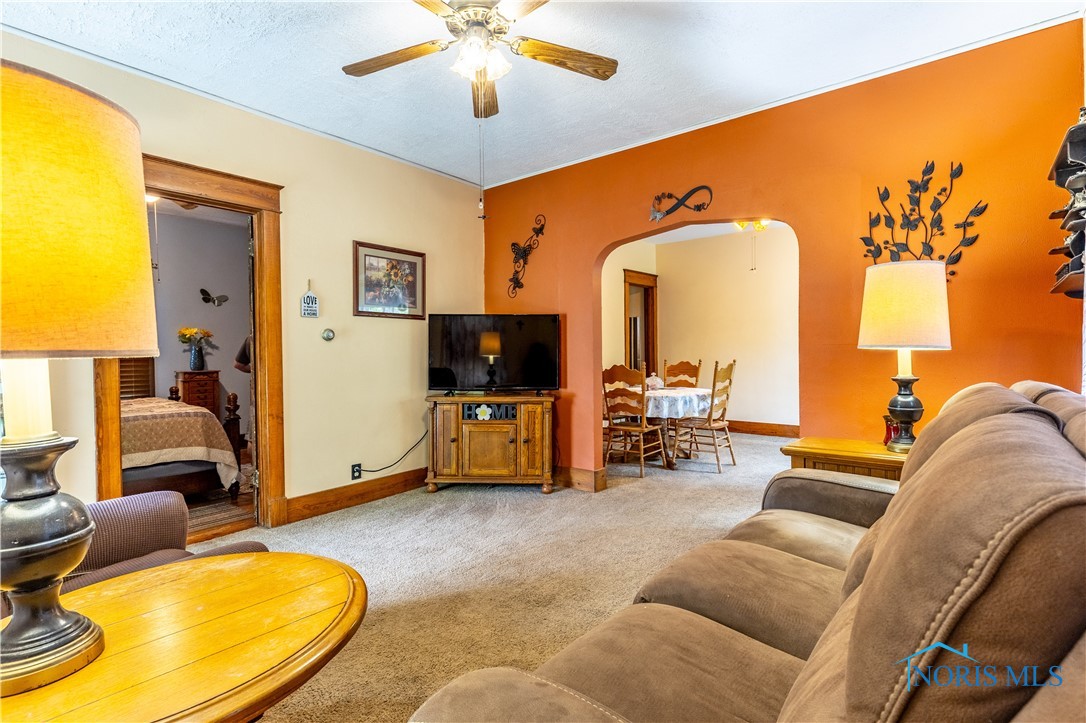 5595 Fryer Avenue, Toledo, Ohio image 8