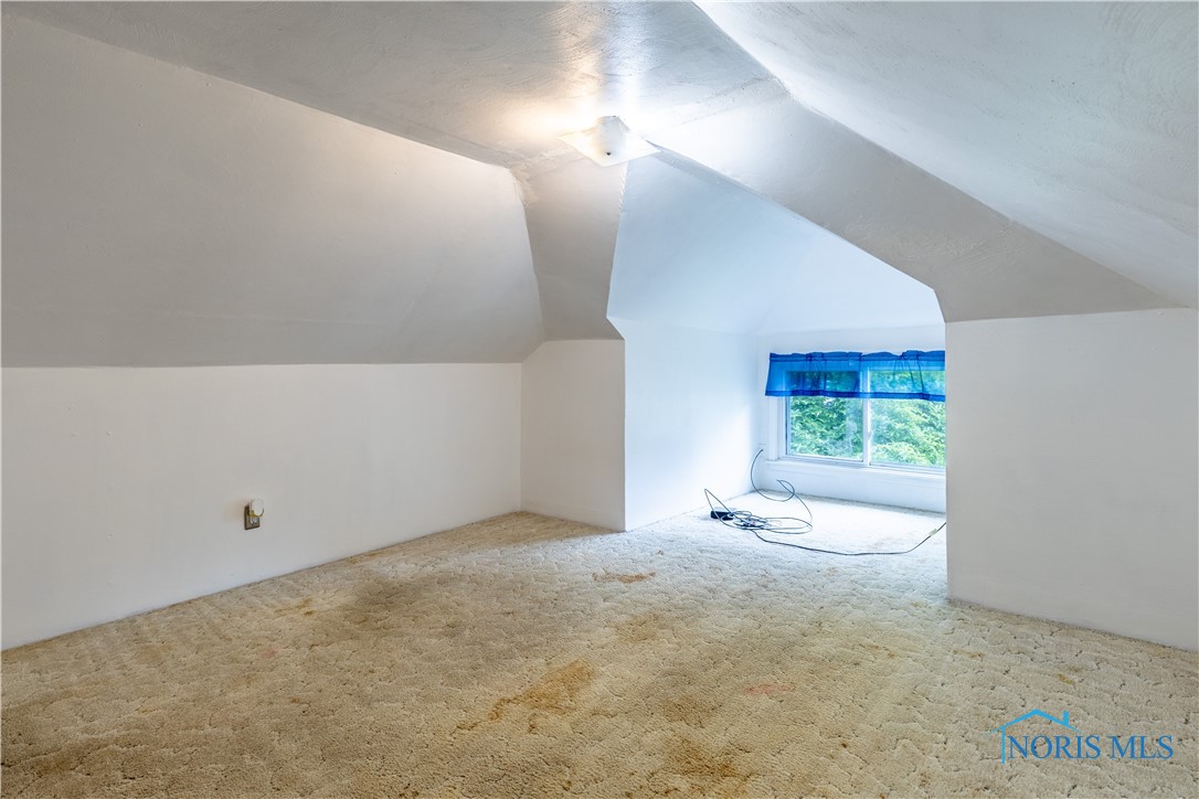 5595 Fryer Avenue, Toledo, Ohio image 30