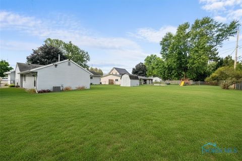 Tiny photo for 433 Church Street, Swanton, OH 43558 (MLS # 6136522)