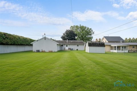 Tiny photo for 433 Church Street, Swanton, OH 43558 (MLS # 6136522)