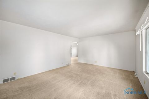 Tiny photo for 433 Church Street, Swanton, OH 43558 (MLS # 6136522)
