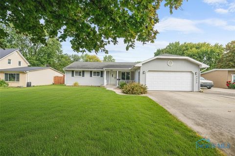 Photo of 433 Church Street, Swanton, OH 43558 (MLS # 6136522)