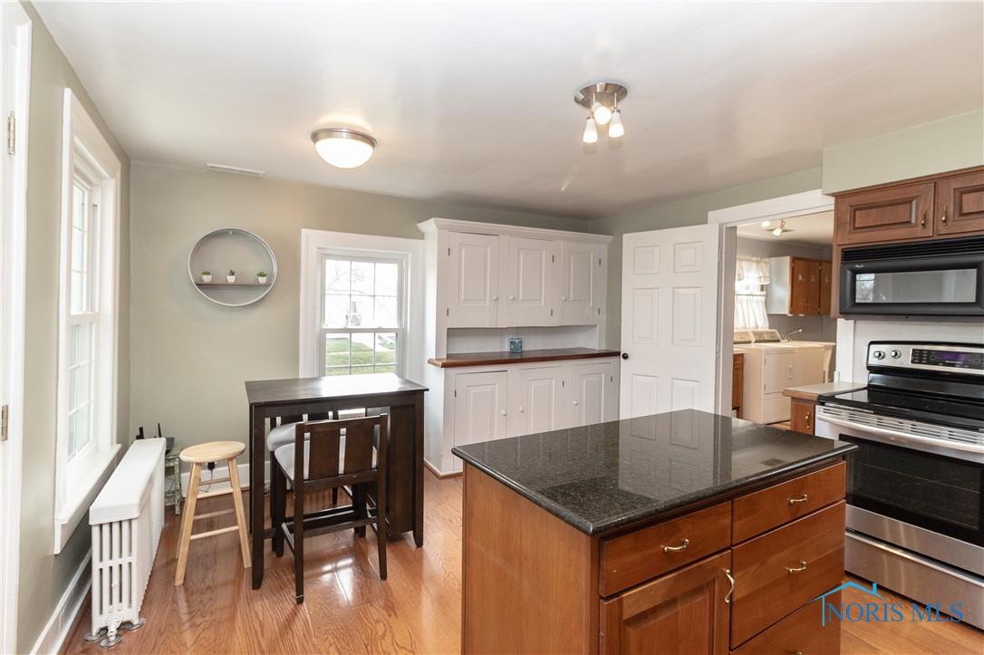 24423 W 2nd Street, Grand Rapids, Ohio image 11