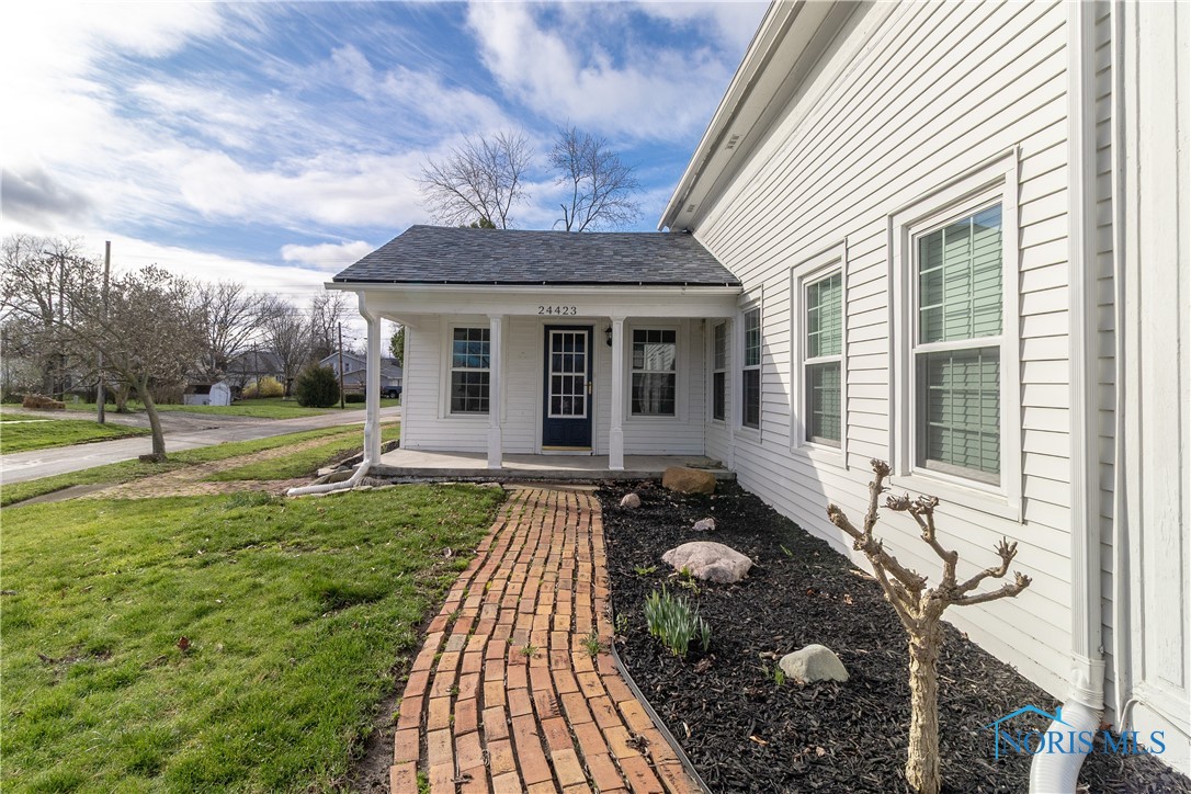 24423 W 2nd Street, Grand Rapids, Ohio image 32