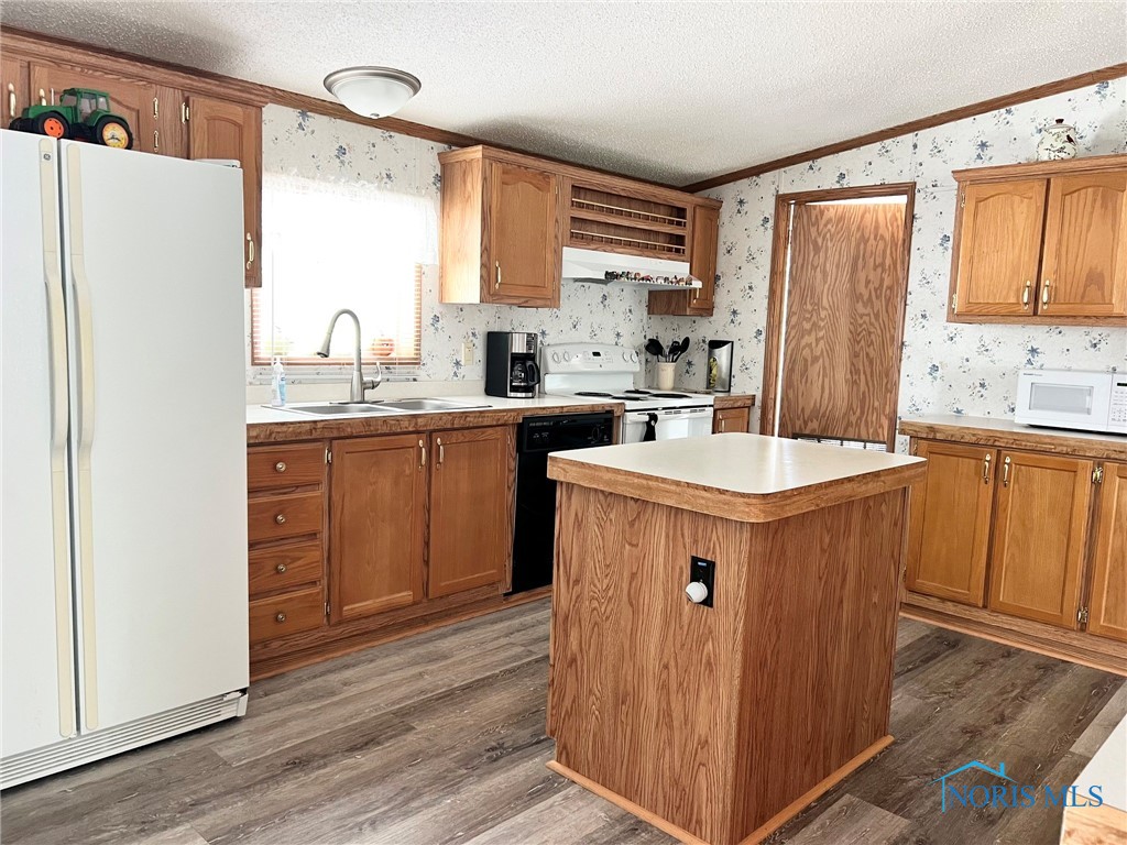 Arlington, Ohio 45814, United States, 3 Bedrooms Bedrooms, ,2 BathroomsBathrooms,Residential,Contingent,153864