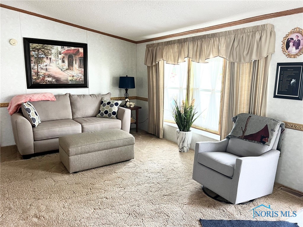 Arlington, Ohio 45814, United States, 3 Bedrooms Bedrooms, ,2 BathroomsBathrooms,Residential,Contingent,153864