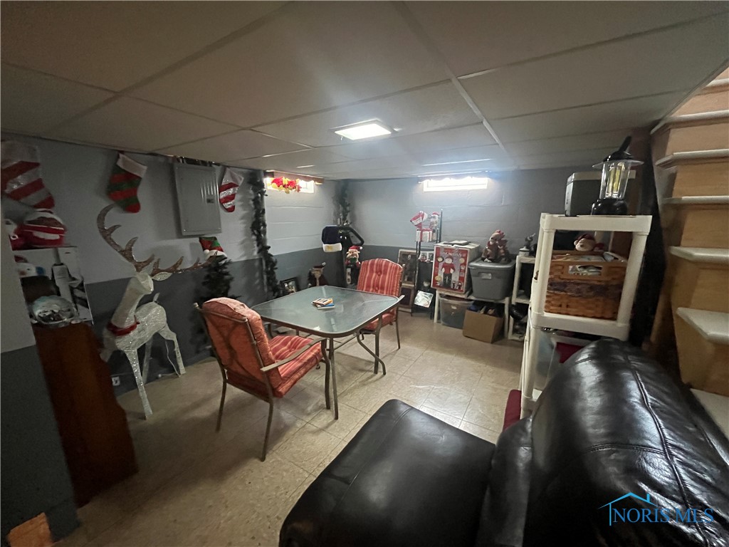 4448 Helmond Court, Toledo, Ohio image 31