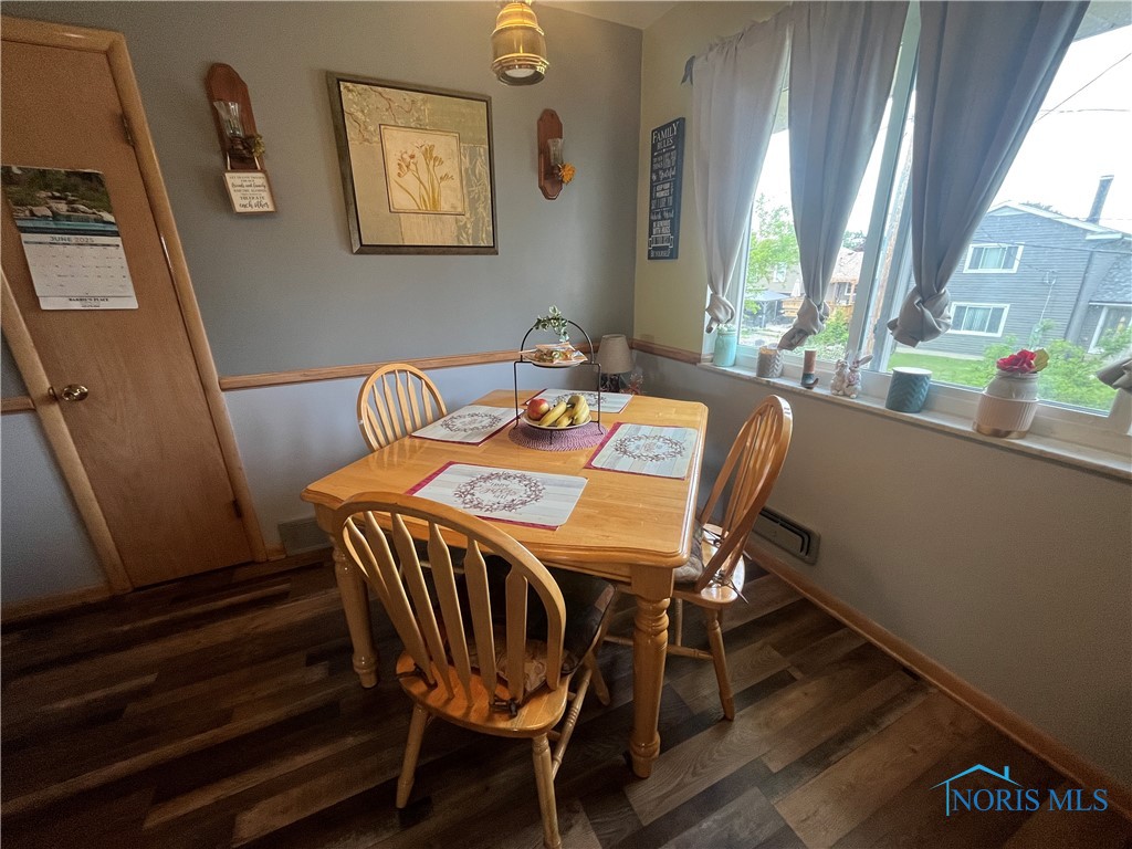 4448 Helmond Court, Toledo, Ohio image 13