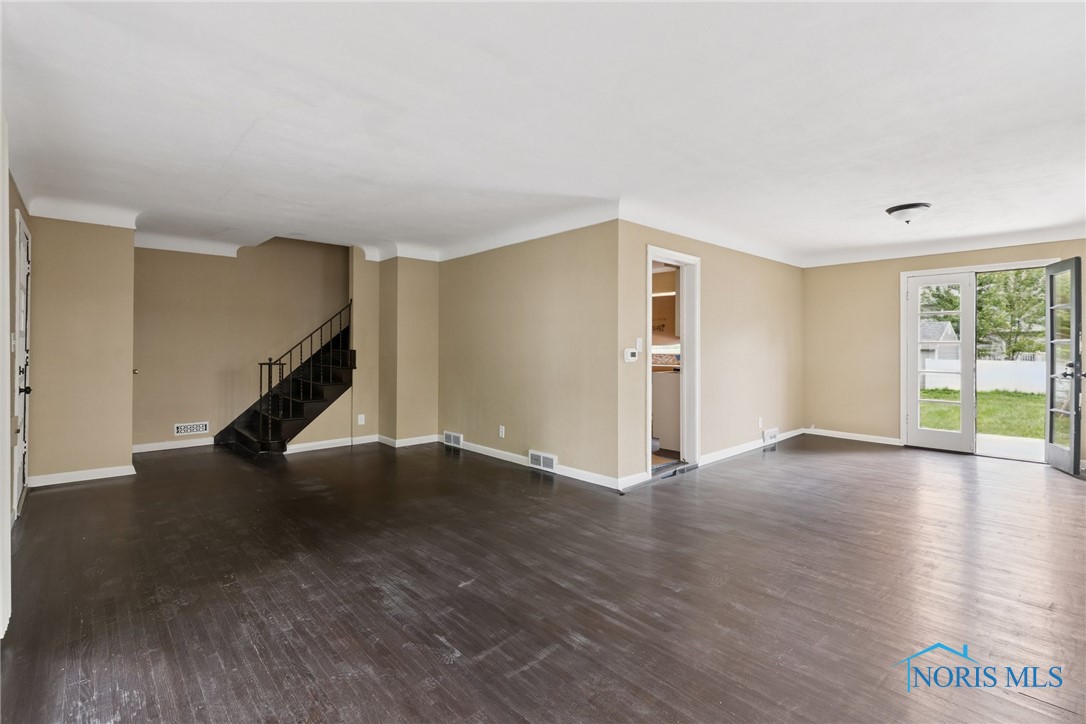 3526 Woodbine Drive