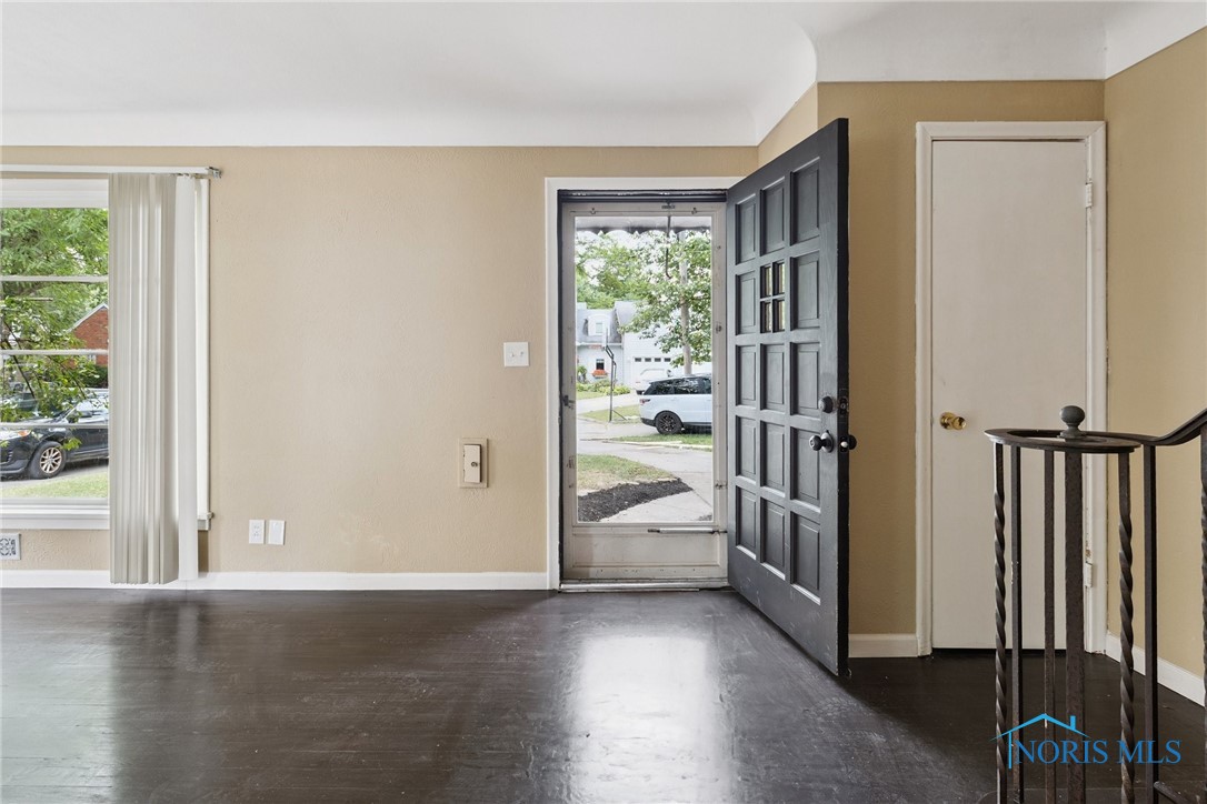 3526 Woodbine Drive