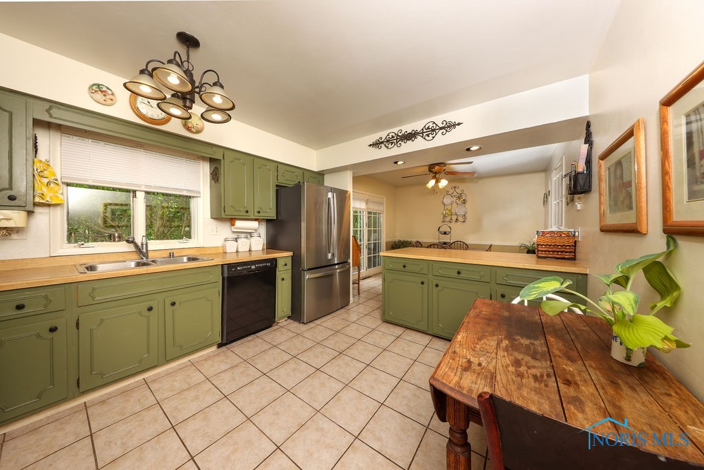 633 Hillcrest Avenue, Findlay, Ohio image 4