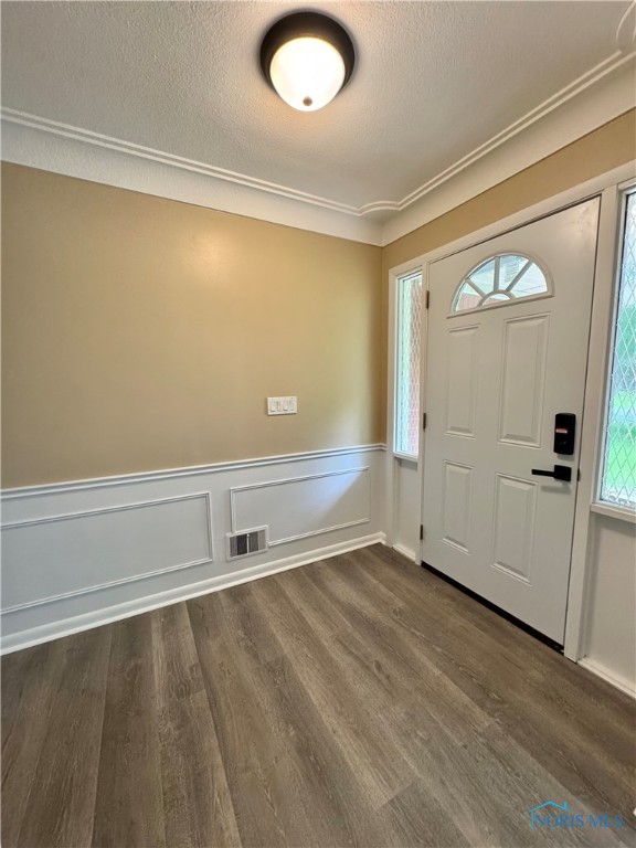 2102 Glen Arbor Drive, Toledo, Ohio image 3