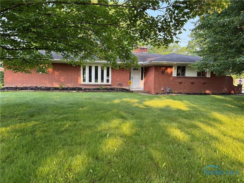 2102 Glen Arbor Drive, Toledo, Ohio image 1